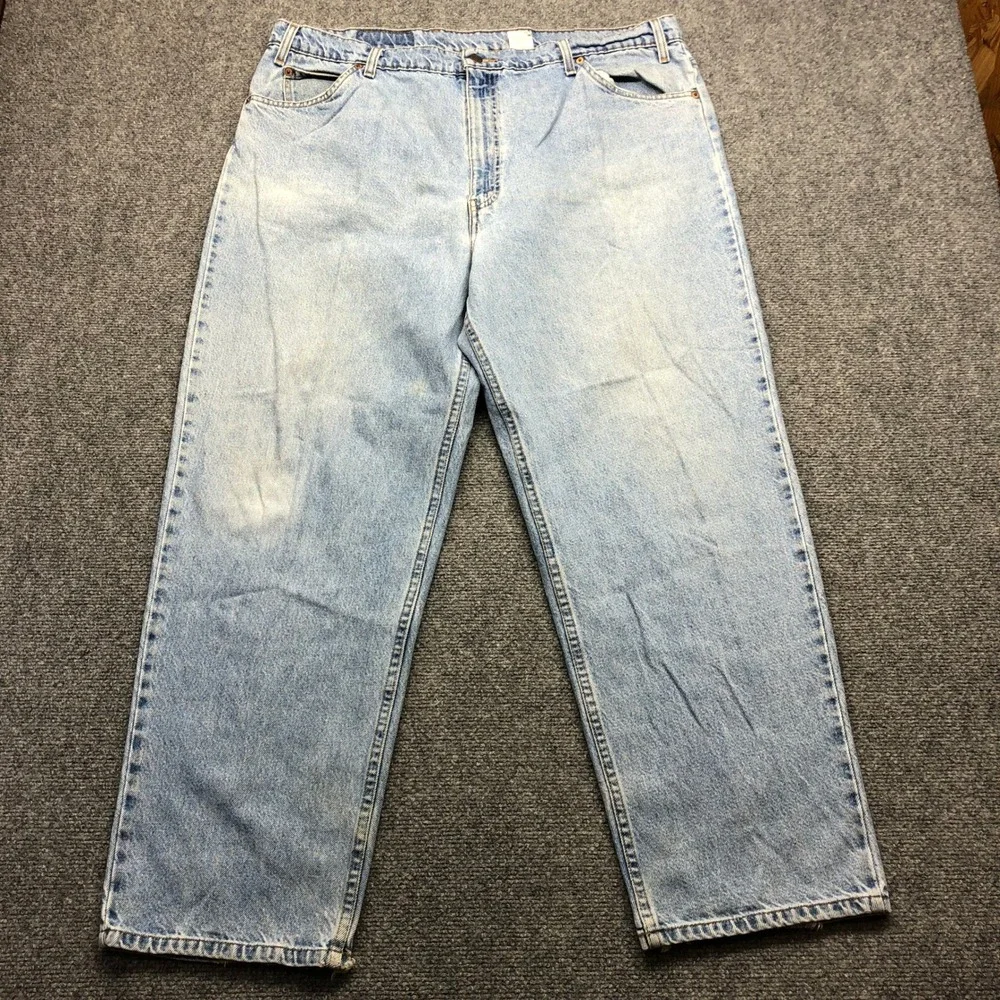 Levis 550 Mens Light Wash Relaxed Fit Tapered Leg Jeans W44 L30